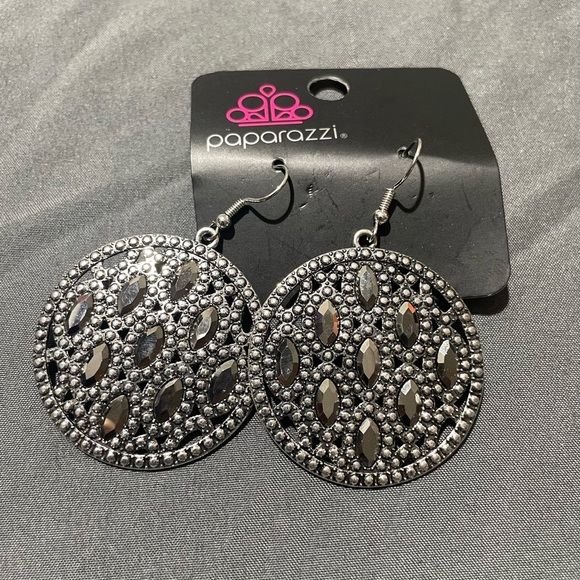 Paparazzi Silver Statement Earrings with Intricate Design - Picture 1 of 2